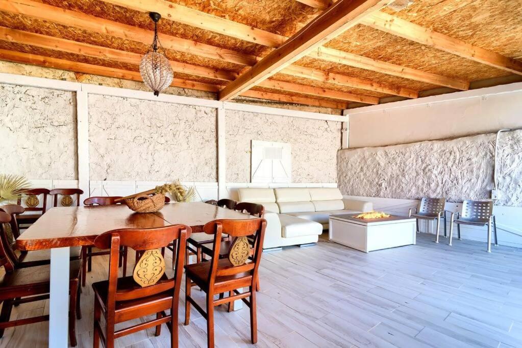 Cueva Con Jacuzzi A 20 Minutos De Valencia Villa Benaguacil Exterior photo